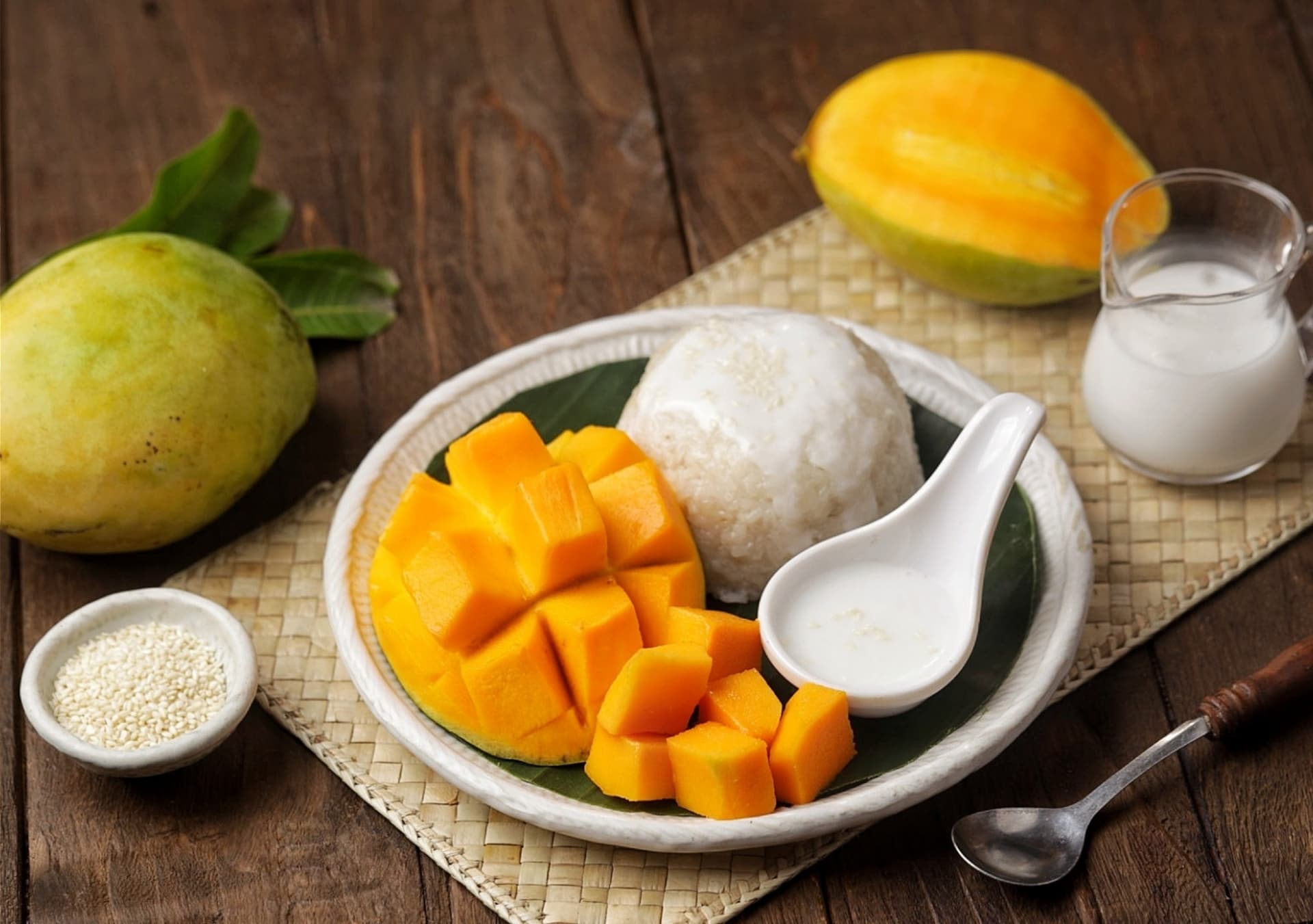Mango sticky rice : découvrez la recette authentique du plus célèbre dessert de Thaïlande